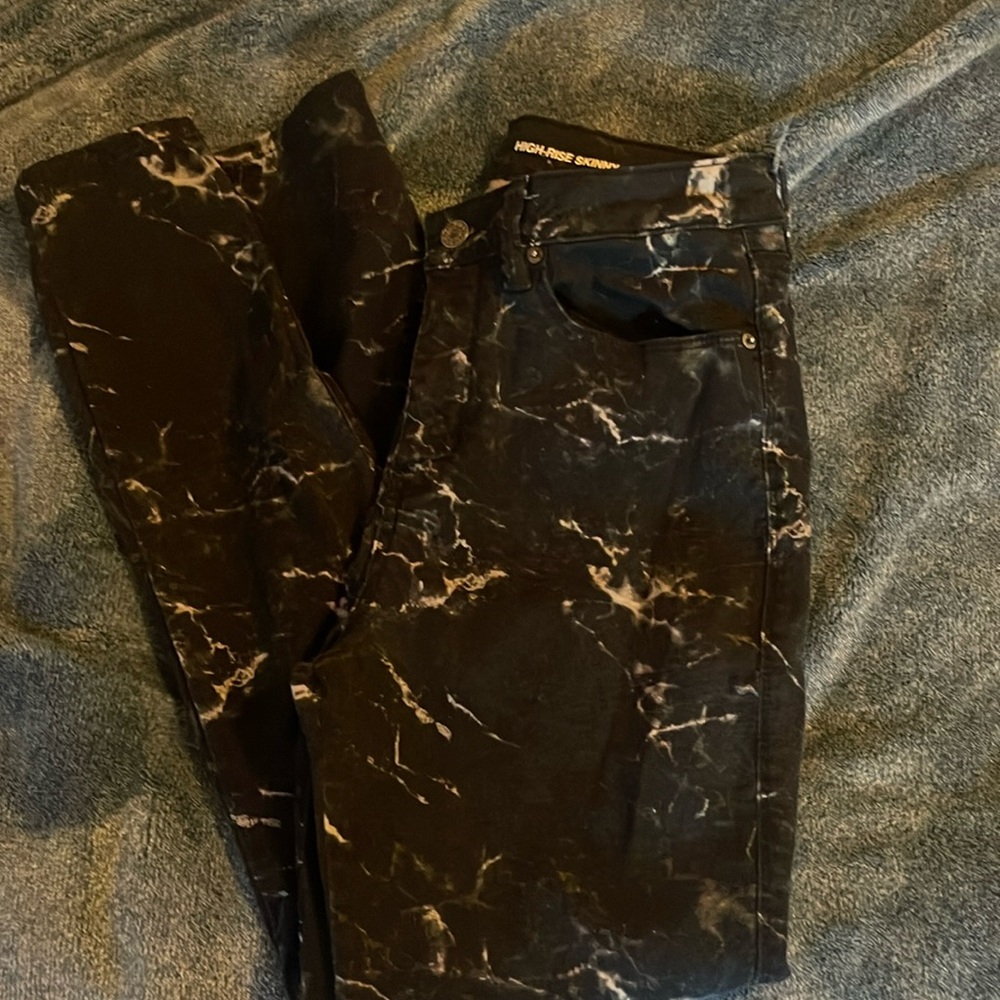 New York and Company, high-rise skinny jeans size 8